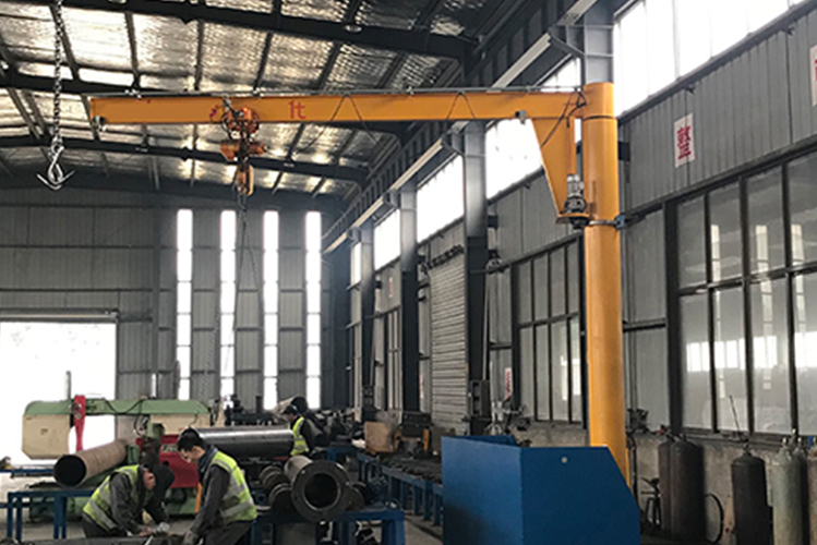 悬臂吊在化工与制药行业的防爆应用